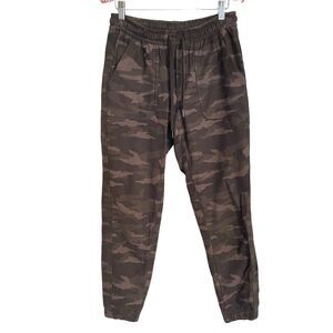 Athleta Farallon Camo Jogger Pants Size 2 Cotton Spandex Dark Army Green
